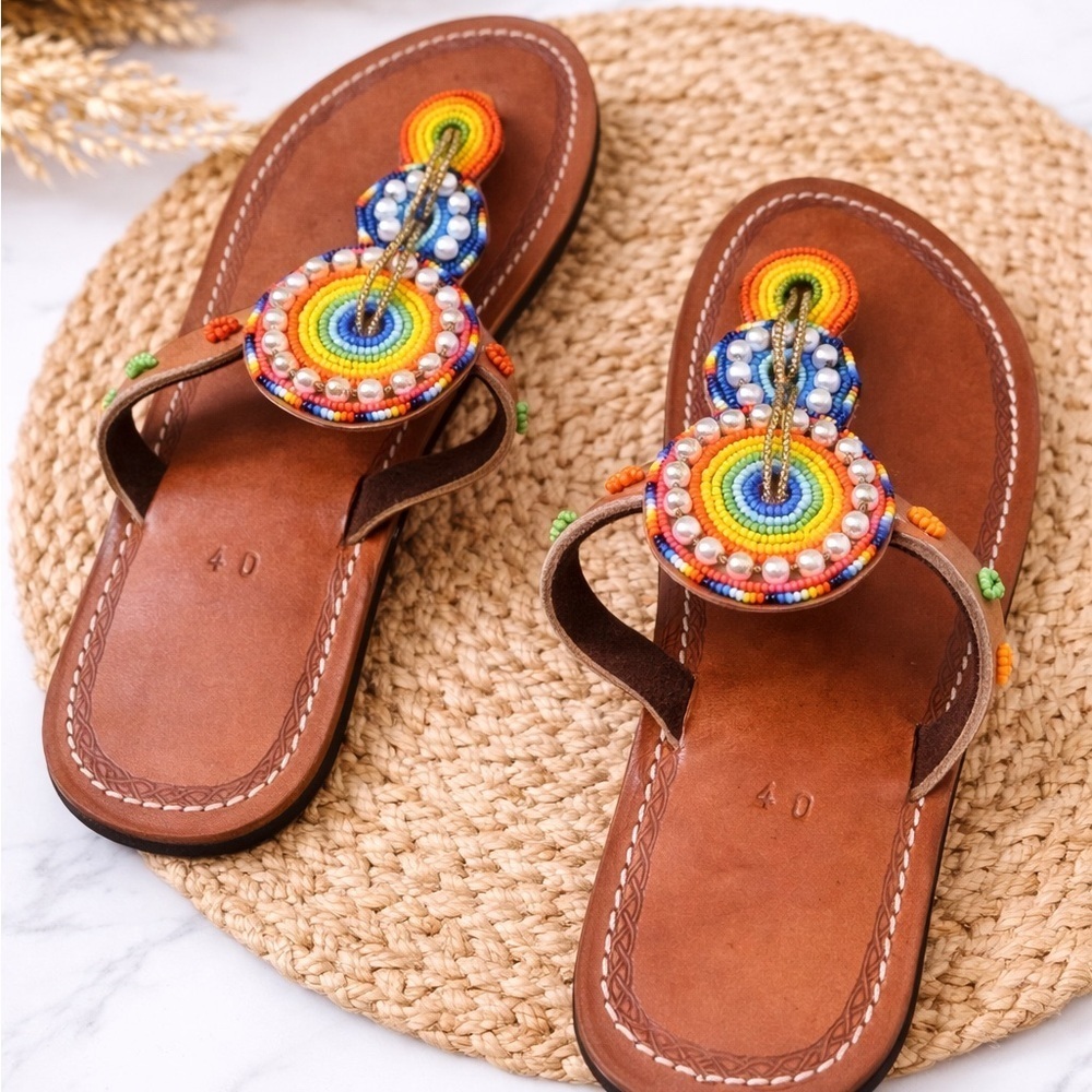 Women's Brown Beaded Thong Sandals with Multicolor Accents